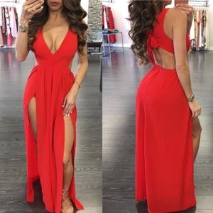 ❤️Red bodysuit Maxi Dress❤️
